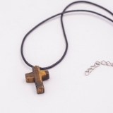 Colgante cruz ojo de tigre