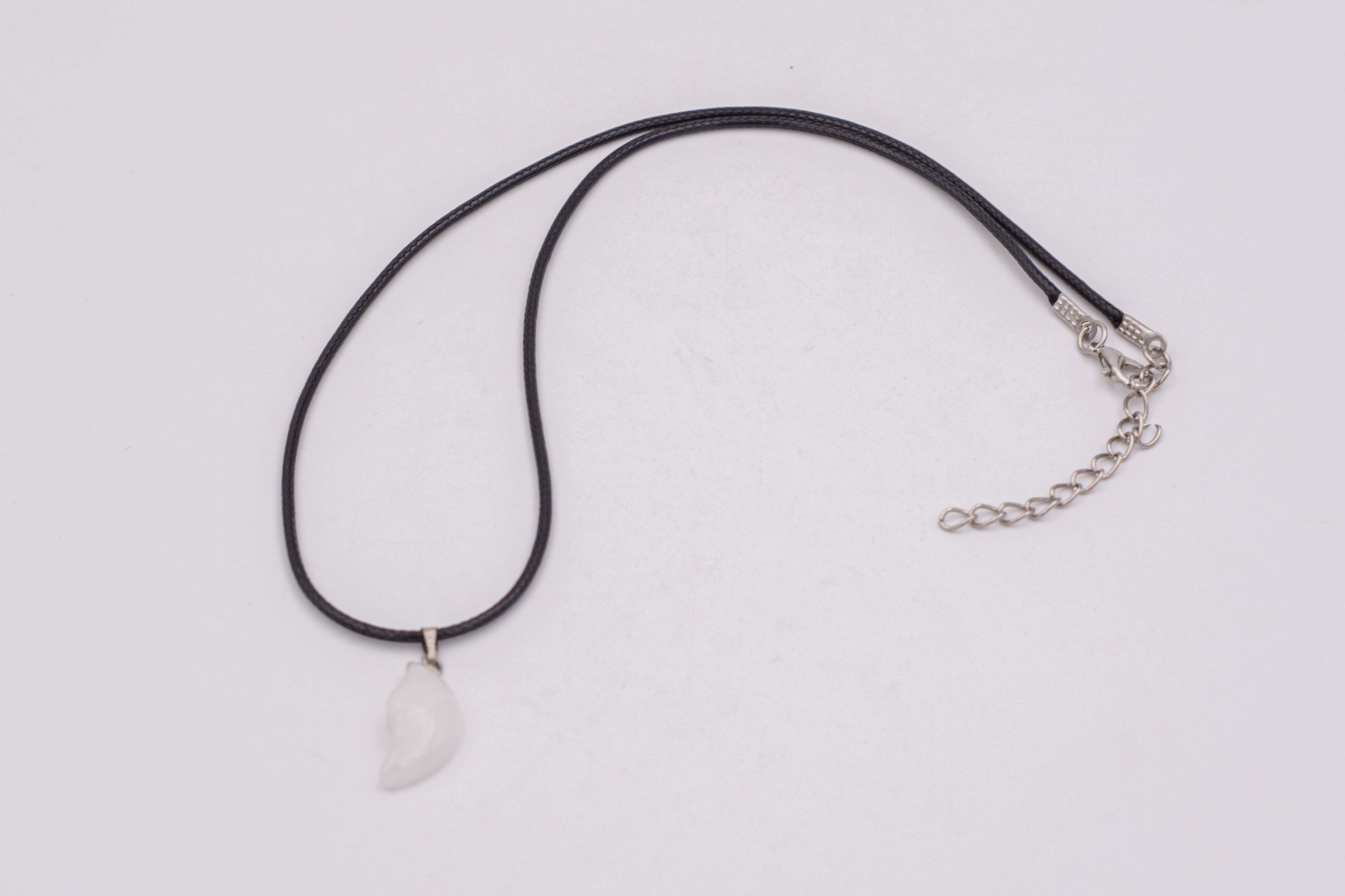 Colgante Luna cuarzo blanco