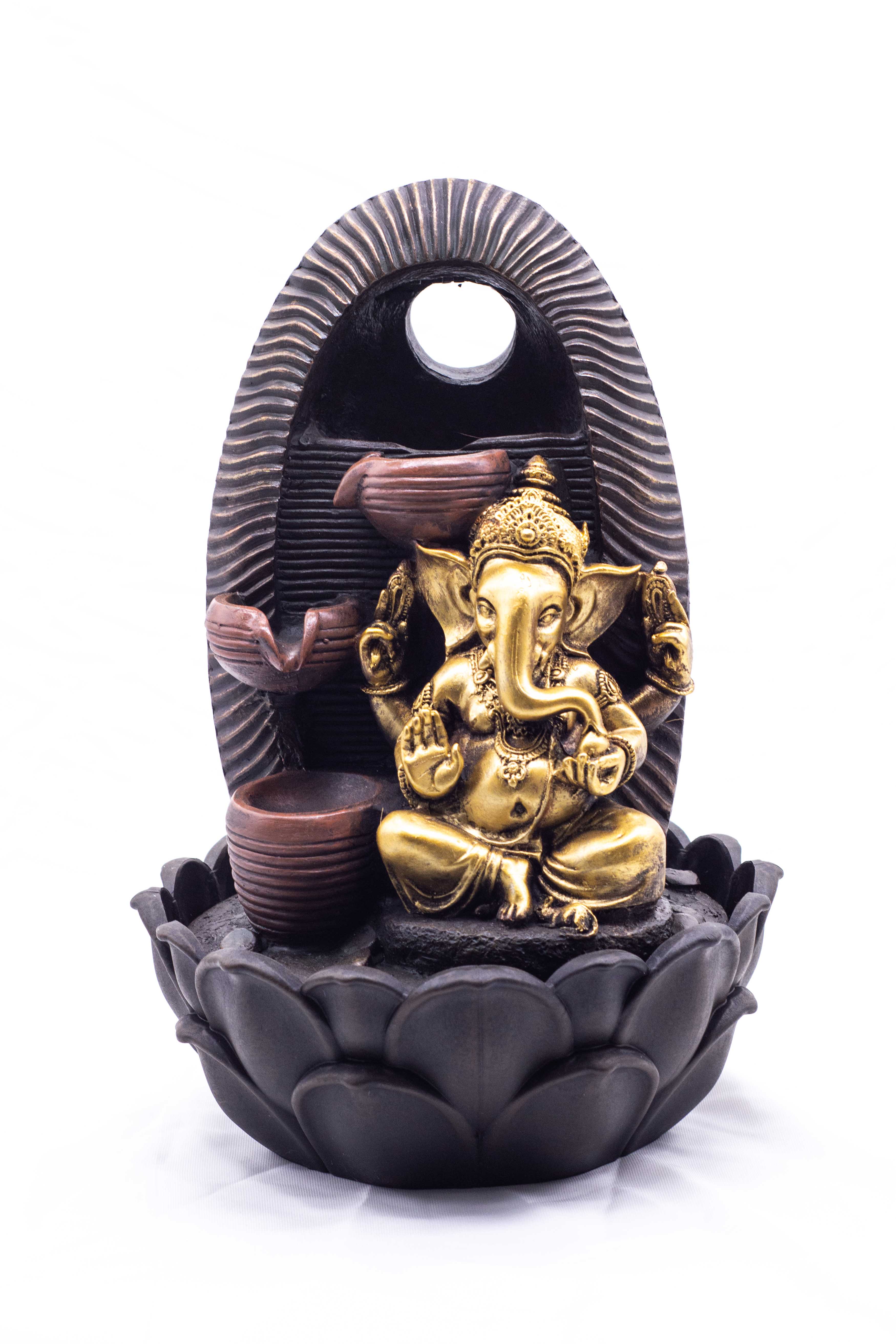 Fuente de agua Ganesha